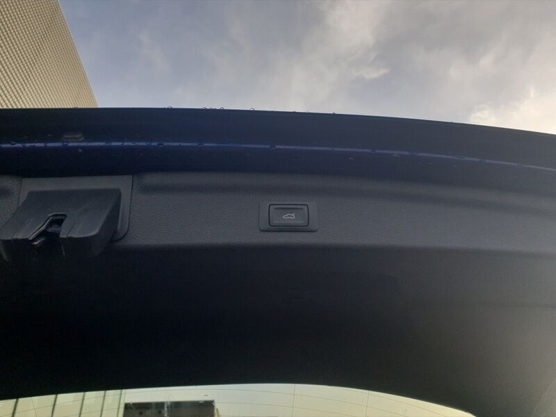 More views of Audi Q3