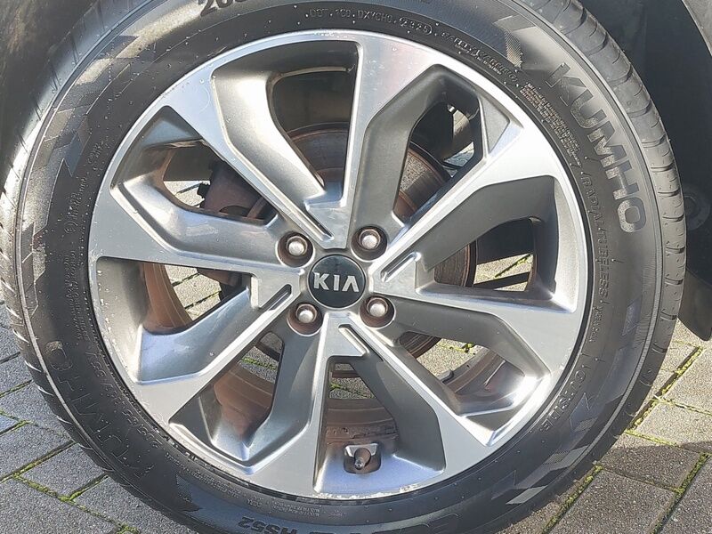 More views of Kia Stonic