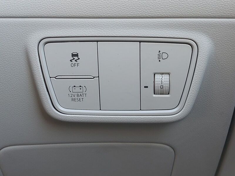 More views of Hyundai Tucson