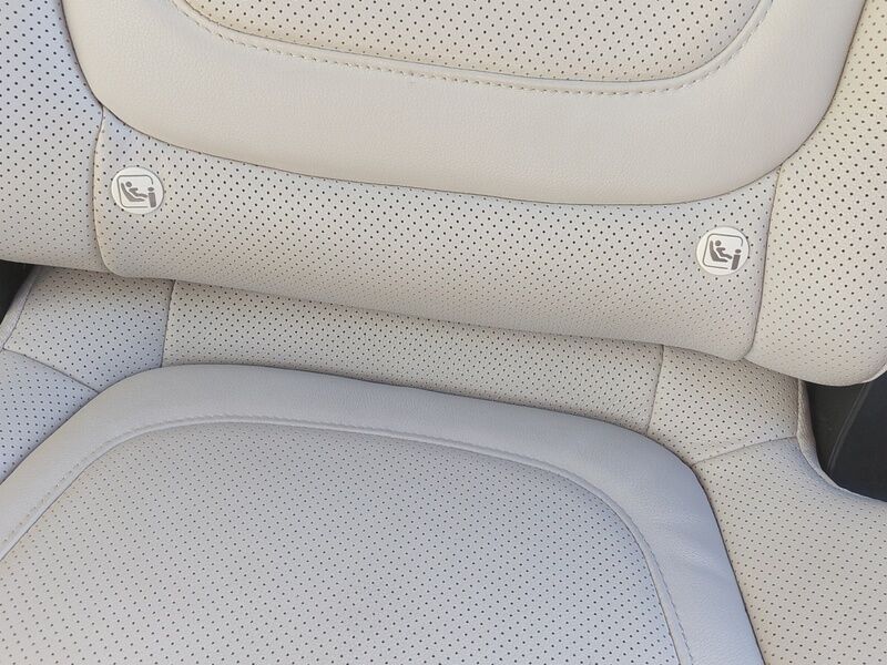 More views of Hyundai Tucson