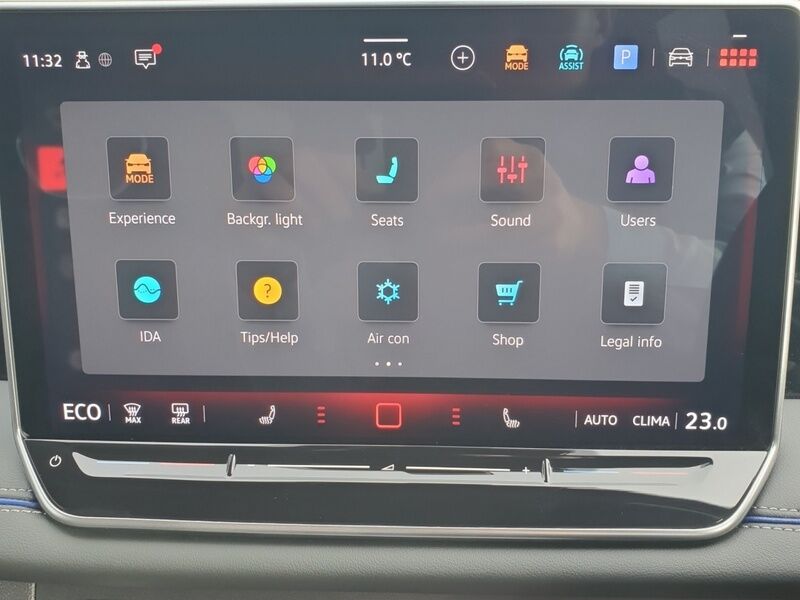 More views of Volkswagen Tiguan