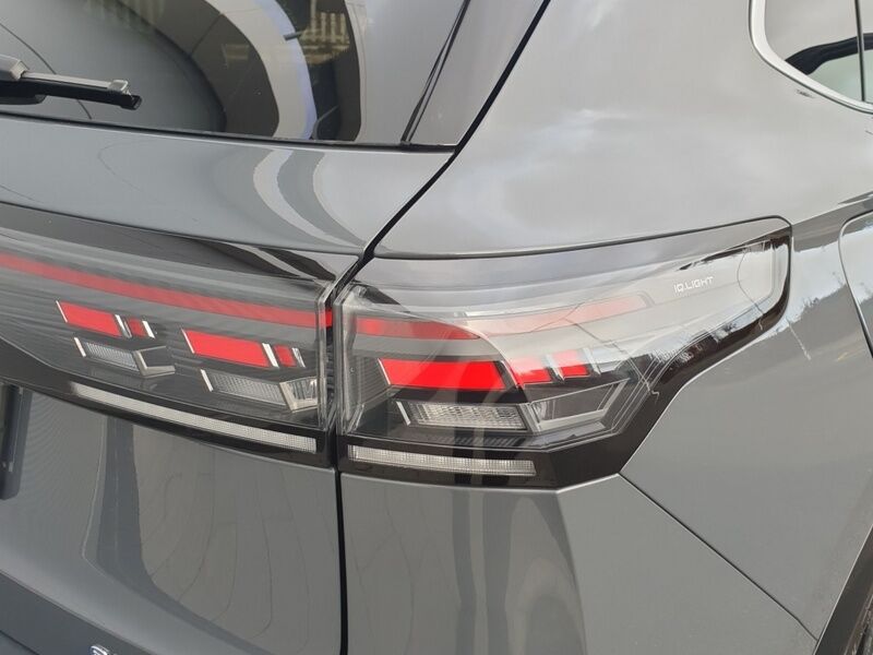 More views of Volkswagen Tiguan