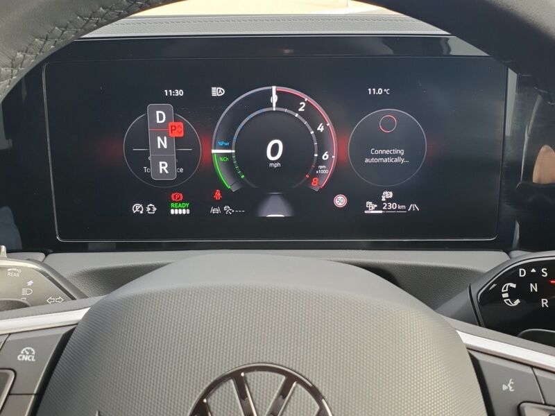 More views of Volkswagen Tiguan