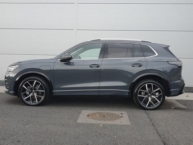 More views of Volkswagen Tiguan