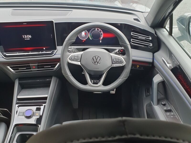 More views of Volkswagen Tiguan