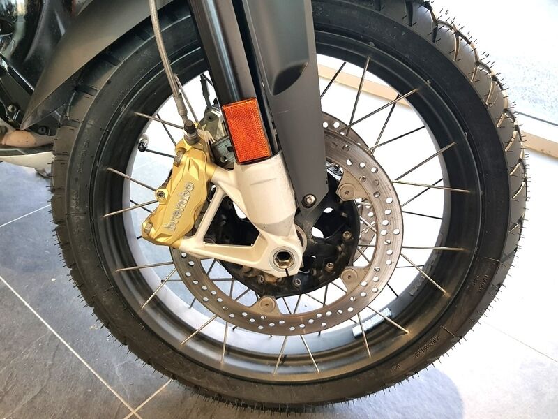 More views of BMW R 1250