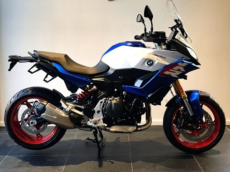 More views of BMW F 900 XR