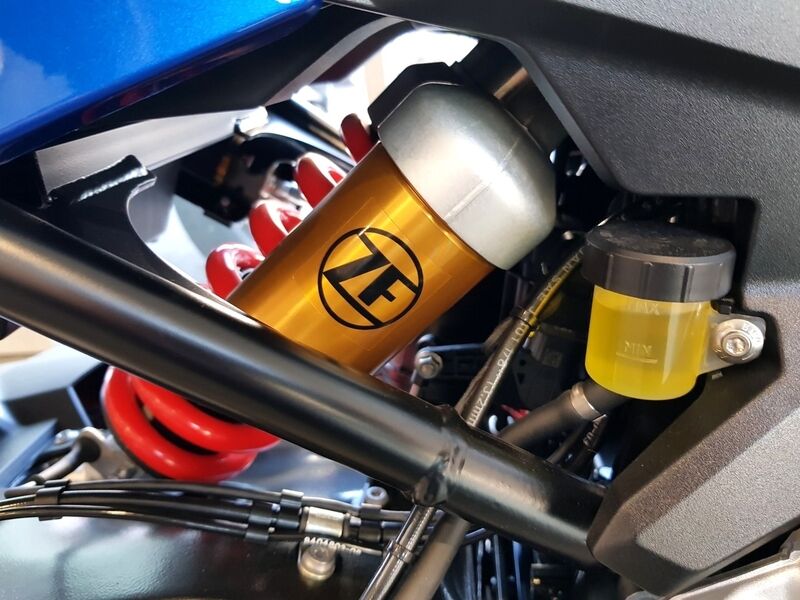 More views of BMW F 900 XR