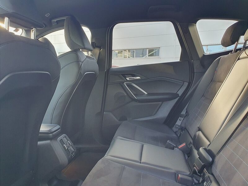 More views of BMW X1