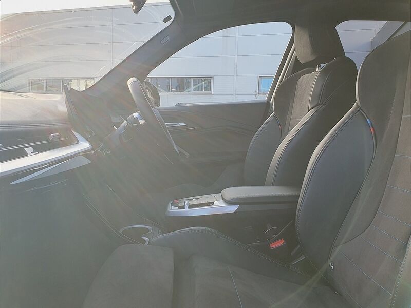 More views of BMW X1