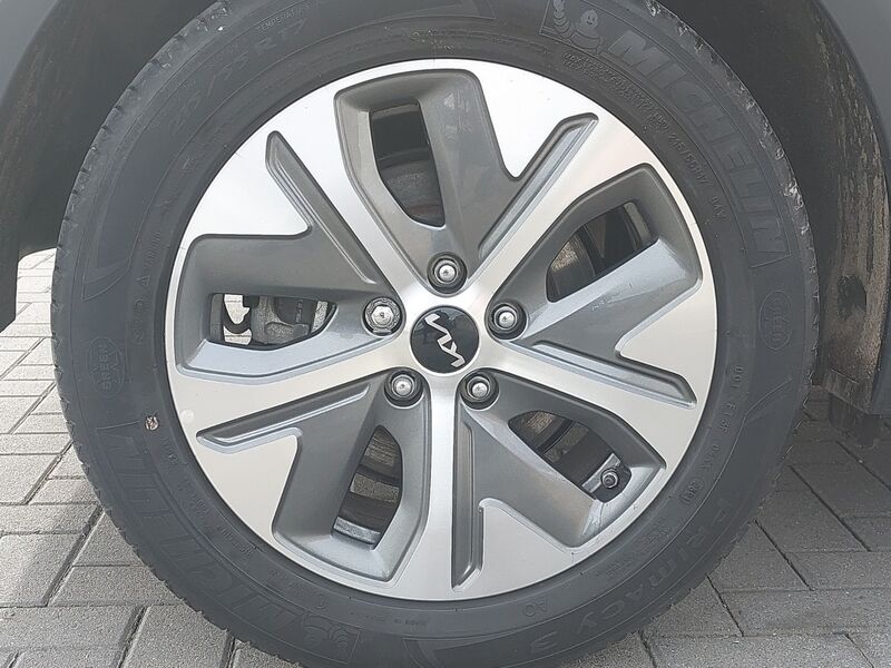 More views of Kia e-Niro