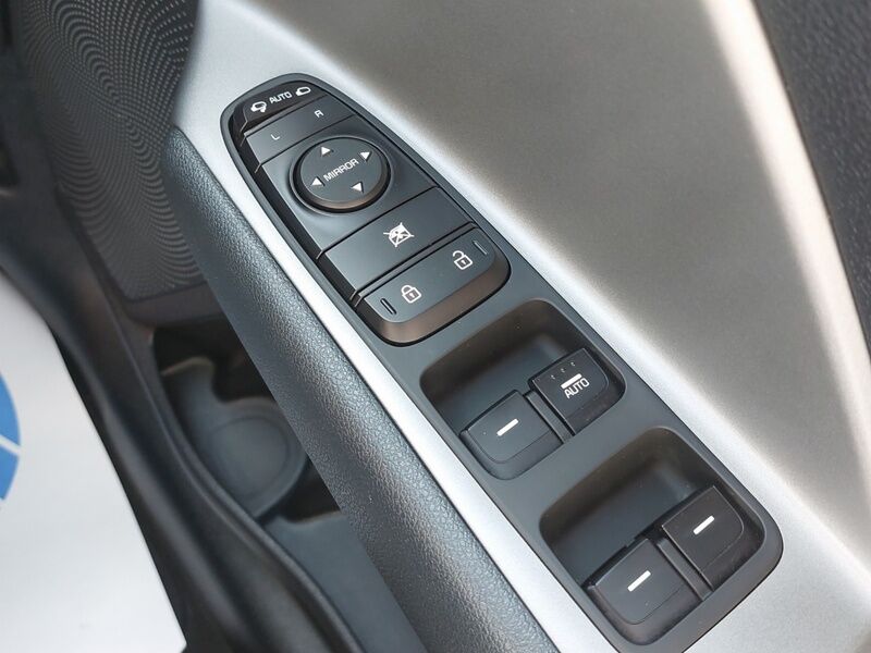 More views of Kia e-Niro