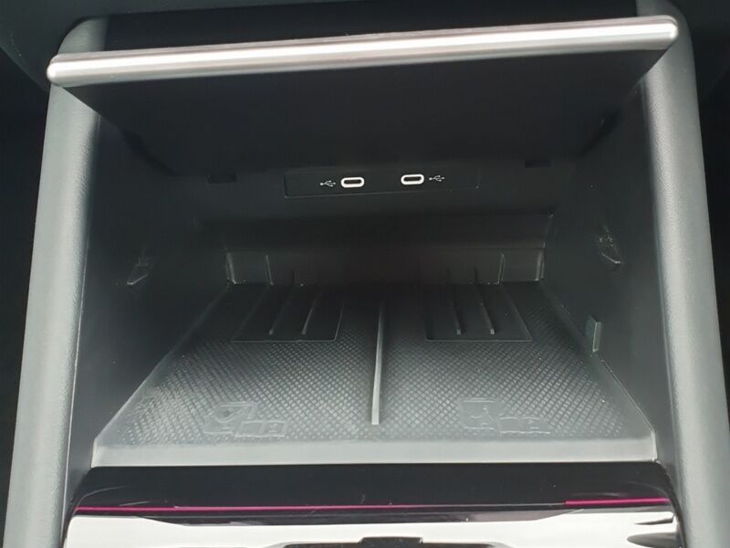 More views of Volkswagen Tiguan