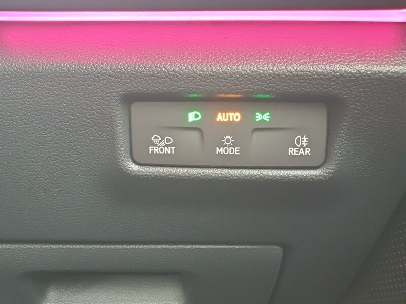 More views of Volkswagen Tiguan