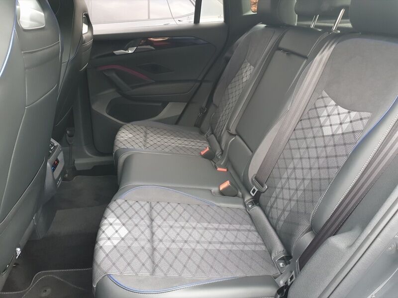 More views of Volkswagen Tiguan