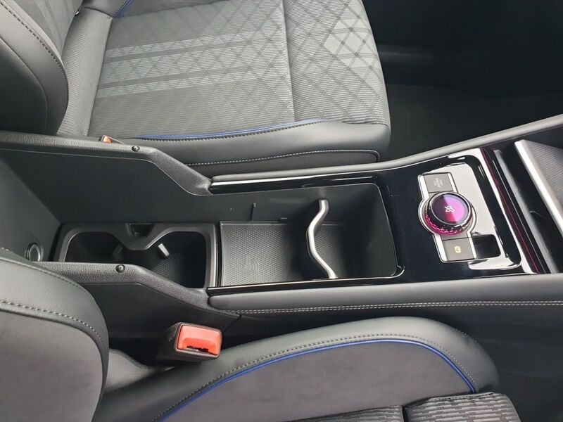 More views of Volkswagen Tiguan