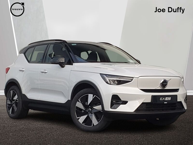 More views of Volvo EX40