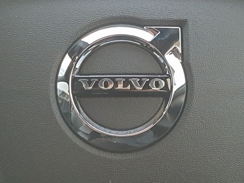 More views of Volvo EX40