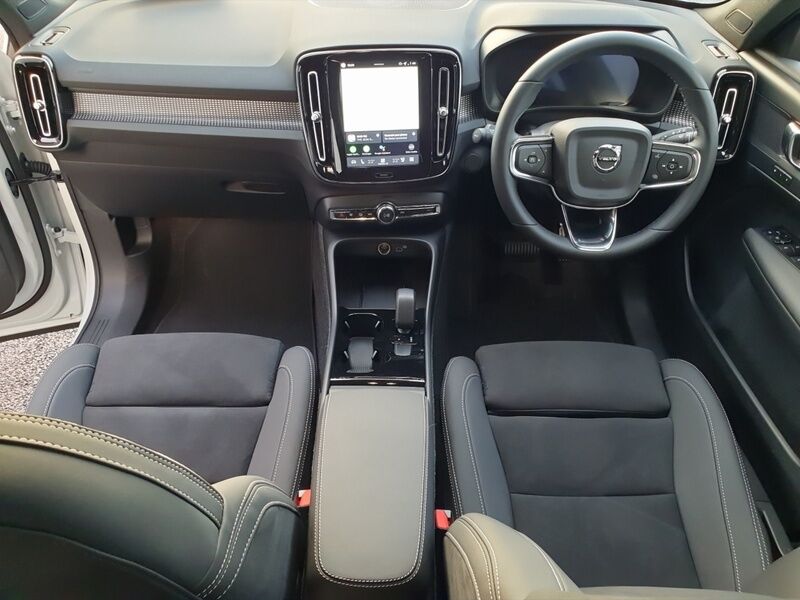 More views of Volvo EX40