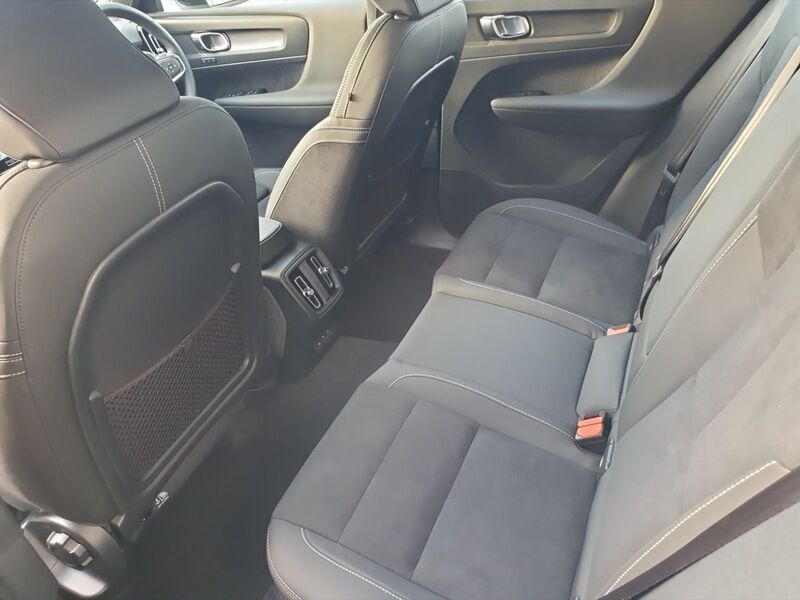 More views of Volvo EX40