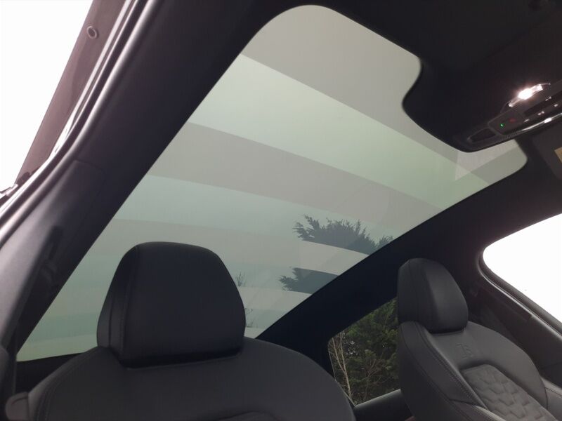 More views of Audi A6 Avant e-tron