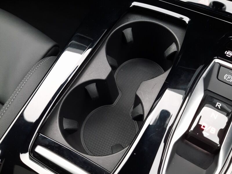 More views of Audi A6 Avant e-tron