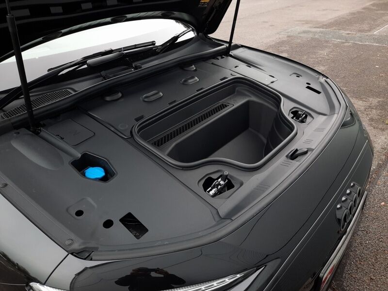 More views of Audi A6 Avant e-tron