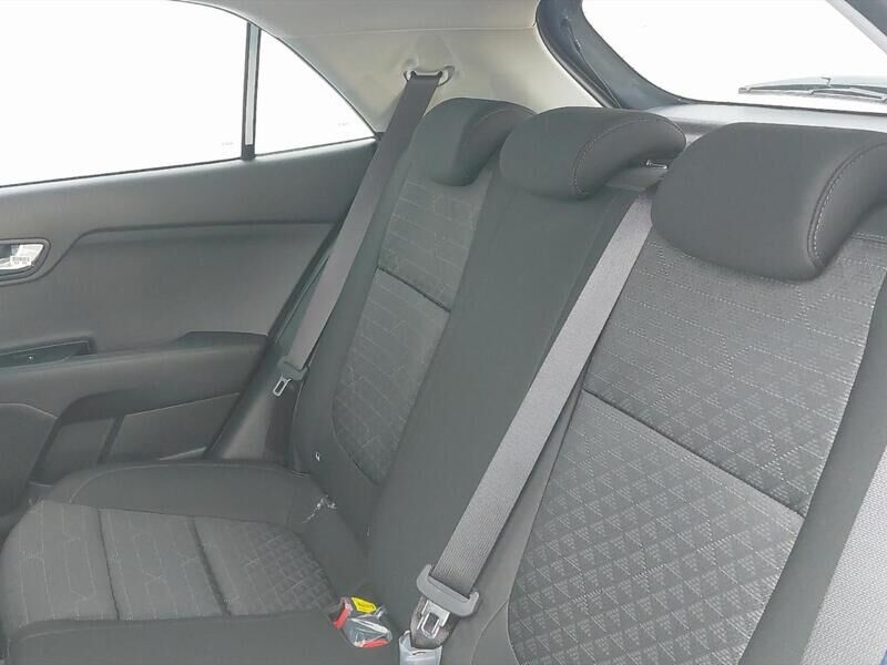 More views of Kia Rio