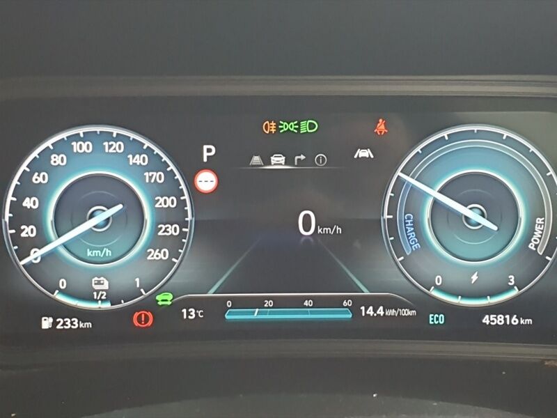 More views of Hyundai KONA