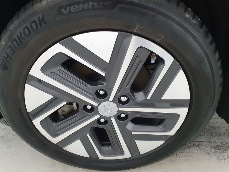 More views of Hyundai KONA