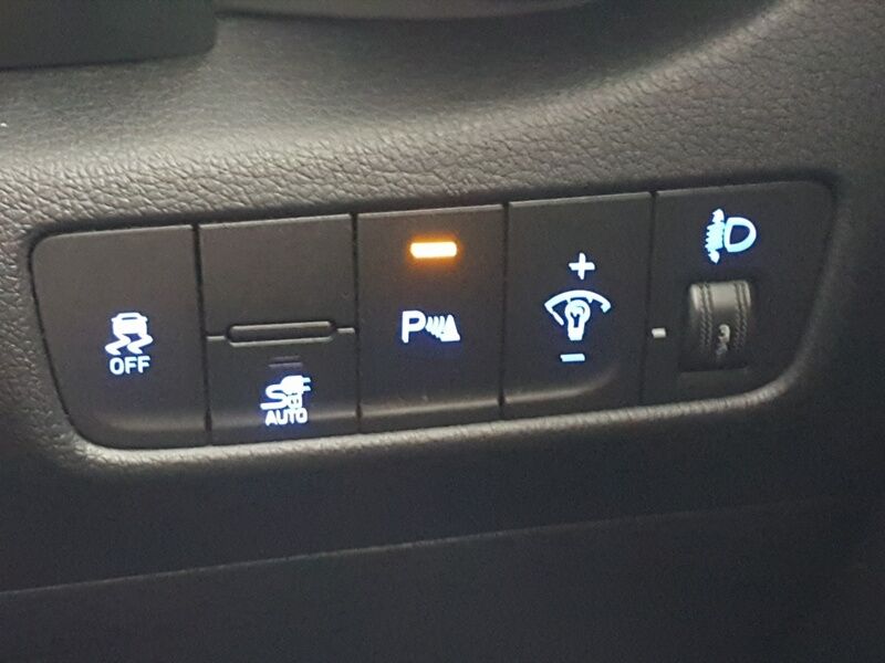 More views of Hyundai KONA