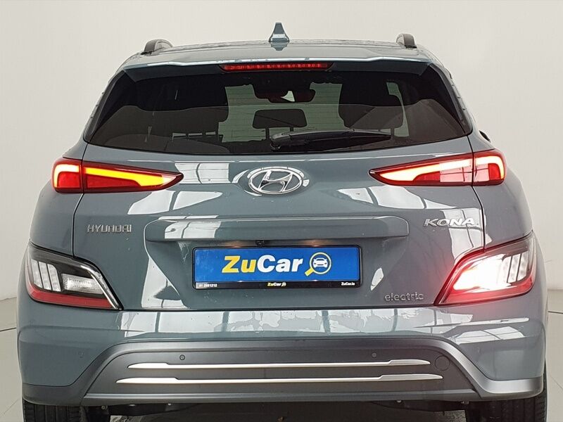 More views of Hyundai KONA