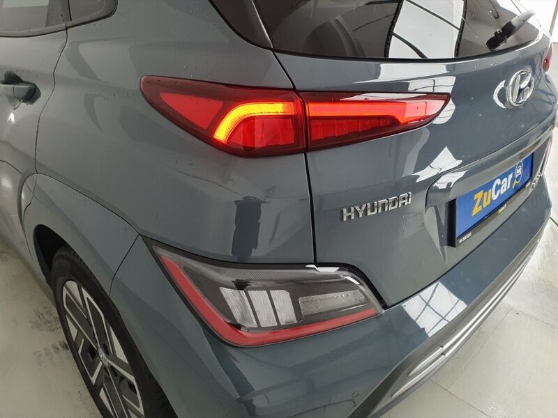 More views of Hyundai KONA