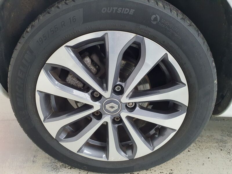 More views of Renault Zoe