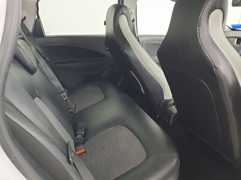 More views of Renault Zoe