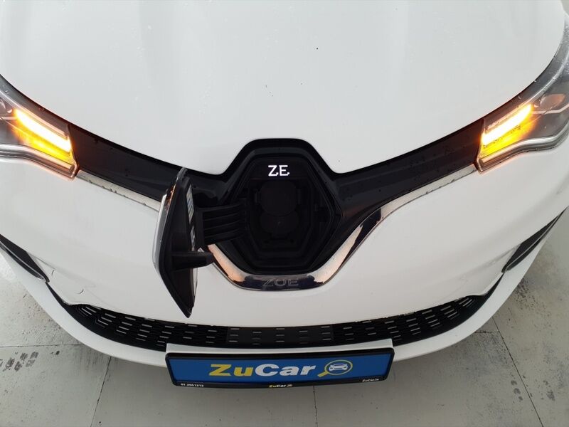 More views of Renault Zoe