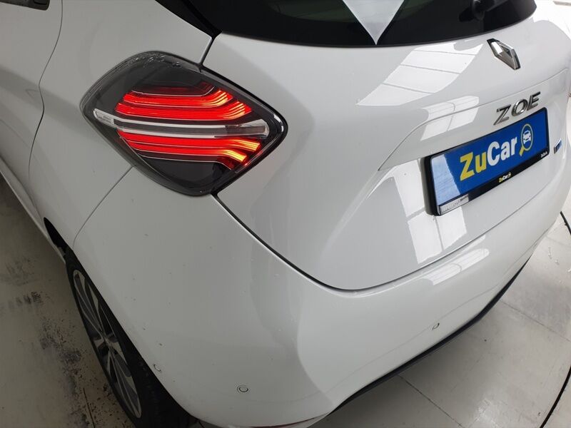 More views of Renault Zoe