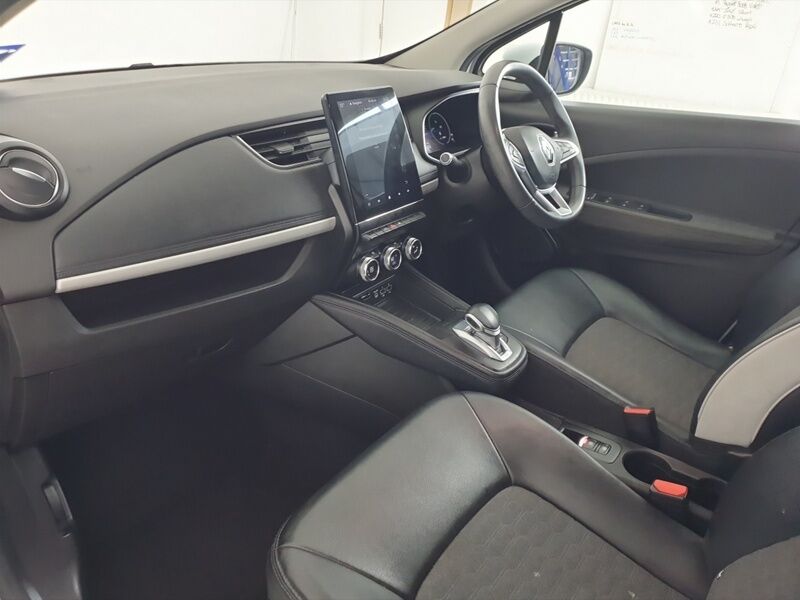 More views of Renault Zoe