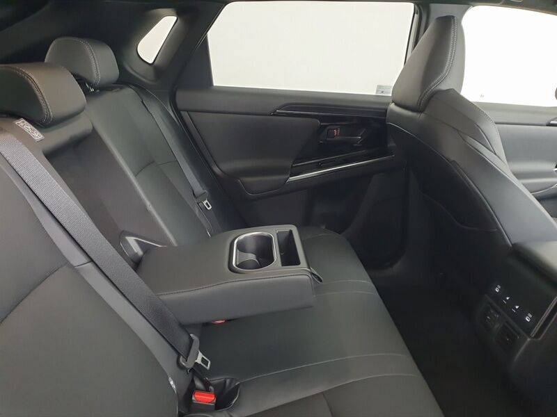 More views of Subaru Solterra