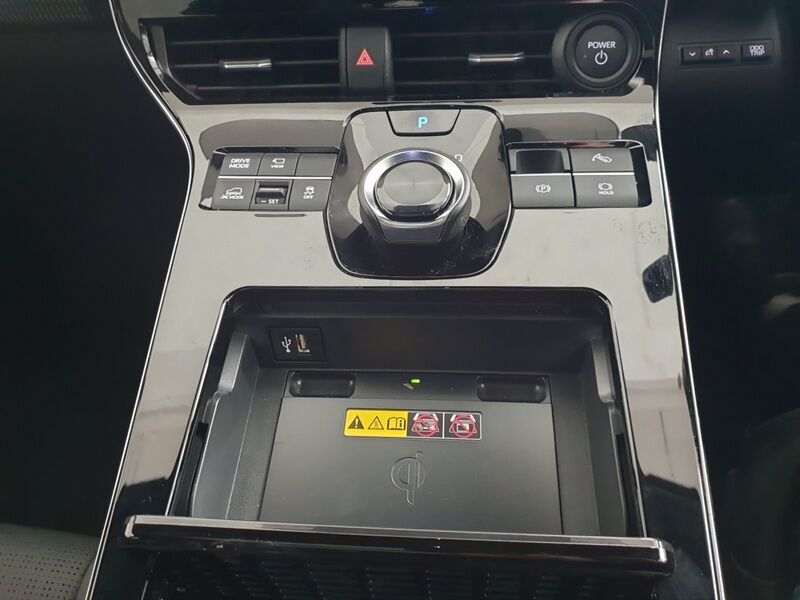 More views of Subaru Solterra