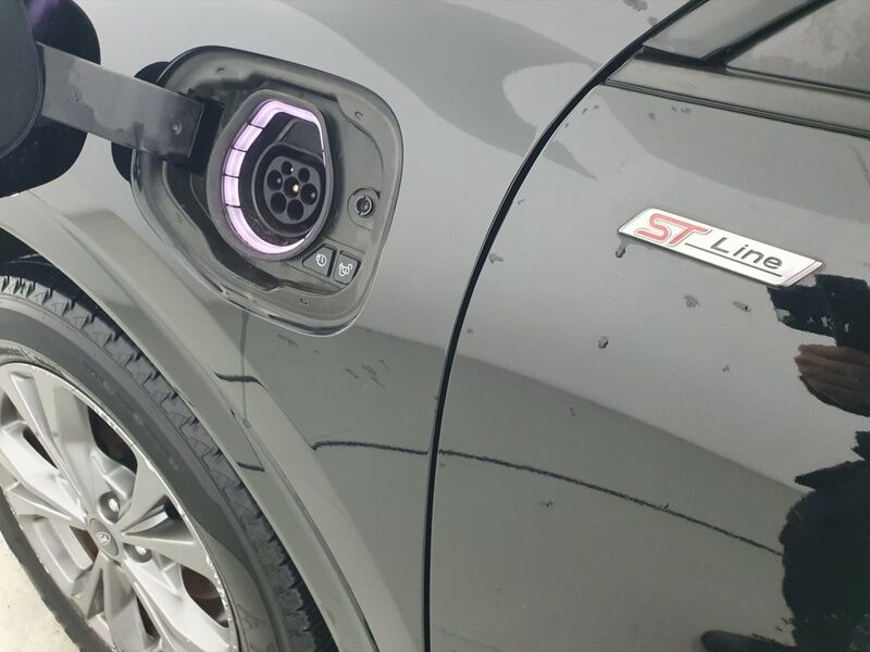 More views of Ford Kuga