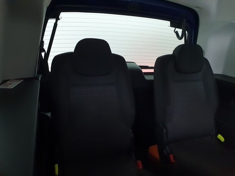 More views of Peugeot Rifter