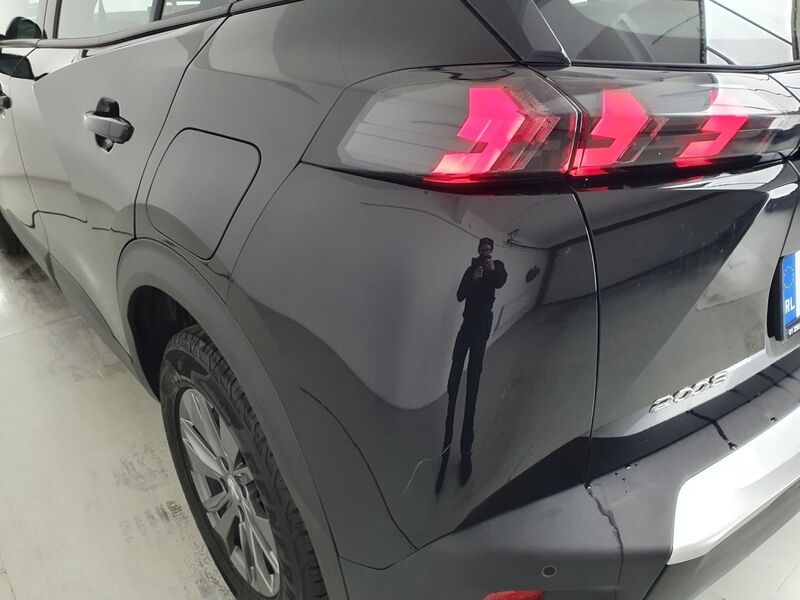 More views of Peugeot 2008