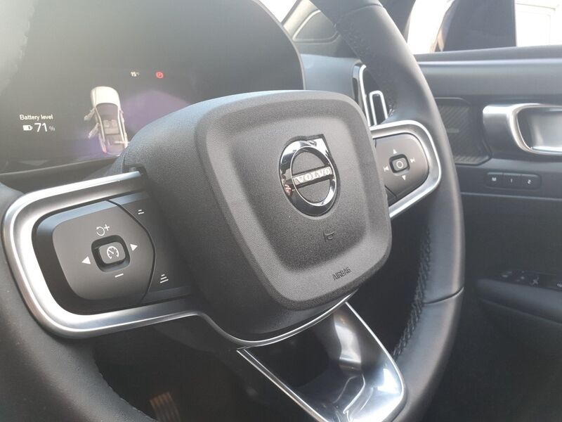 More views of Volvo C40