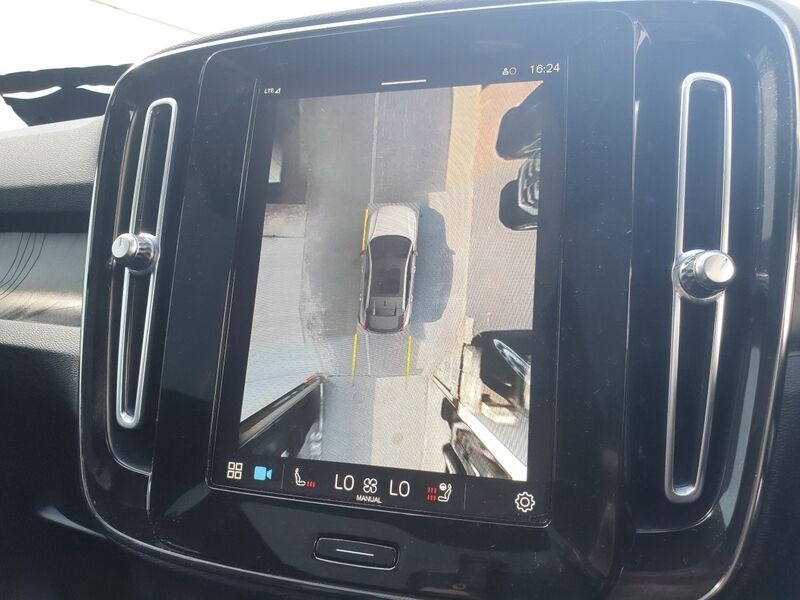 More views of Volvo C40