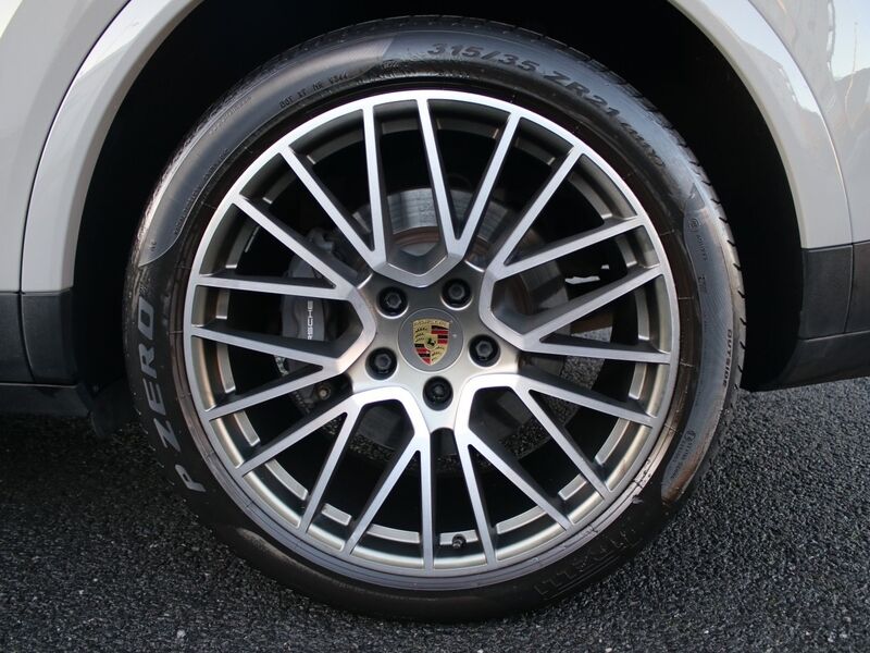 More views of Porsche Cayenne