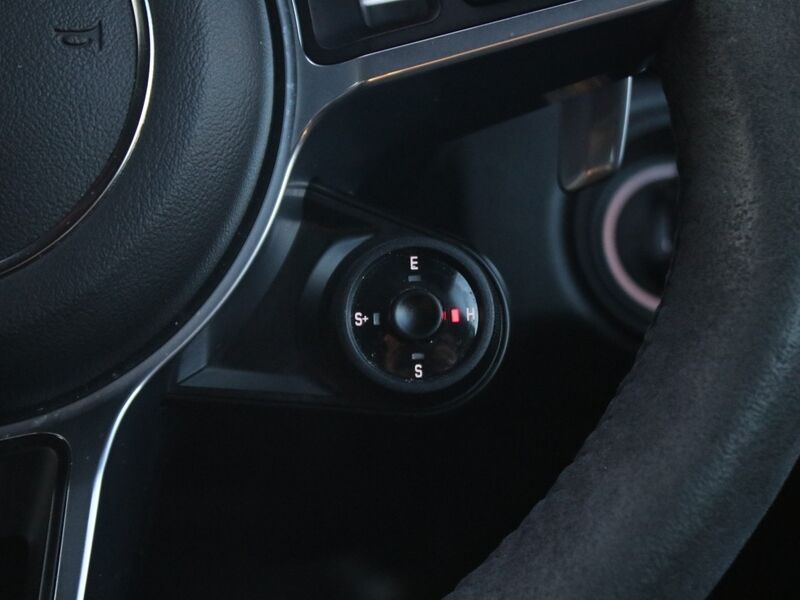 More views of Porsche Cayenne