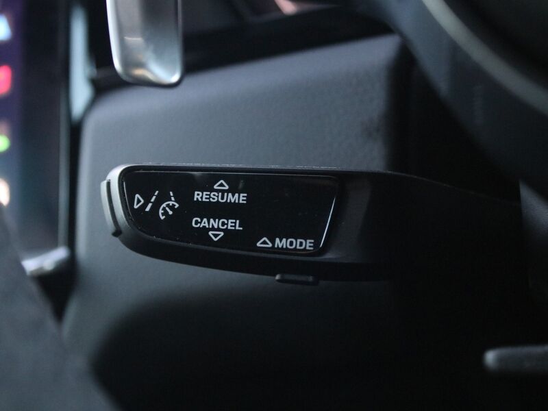 More views of Porsche Cayenne