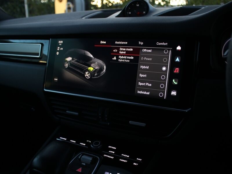 More views of Porsche Cayenne