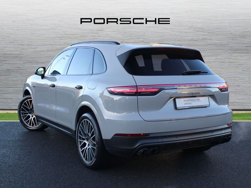 More views of Porsche Cayenne
